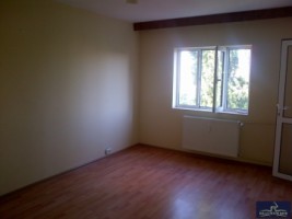 urgent-vanzare-apartament-3-camere-in-ploiesti-zona-mihai-bravu-0